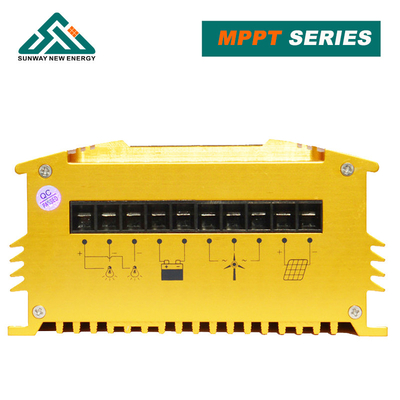 100-600W 12V کنترل کننده خورشیدی و بادی بالا خورشیدی PWM LCD CE IEC گواهینامه