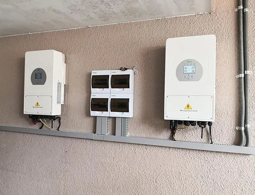 سیستم انرژی خورشیدی خانگی 10 کیلووایت که توسط کیت پانل خورشیدی 10000 وات و ذخیره سازی شامل می شود